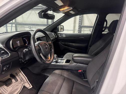2018 Jeep Grand Cherokee Laredo E