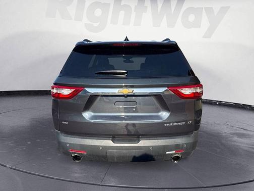 2021 Chevrolet Traverse LT Cloth