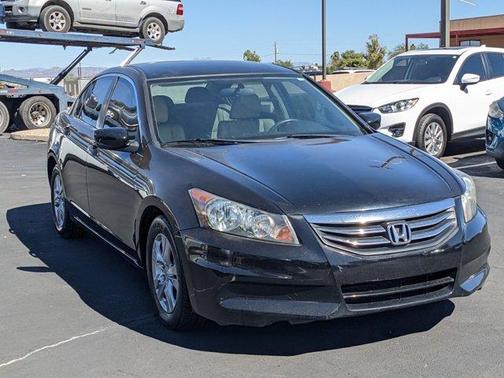 Photo 3 of 21 of 2011 Honda Accord SE