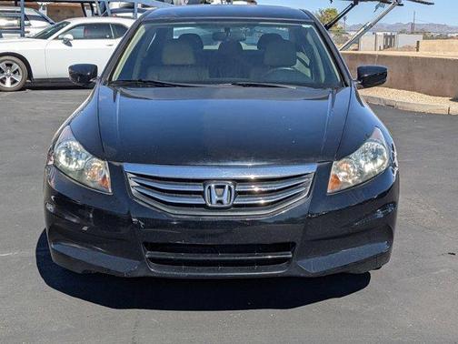 Photo 2 of 21 of 2011 Honda Accord SE