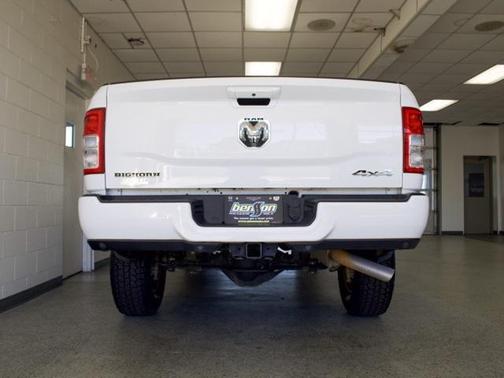 2019 RAM 2500 Big Horn Crew Cab 4x4 6'4' Box