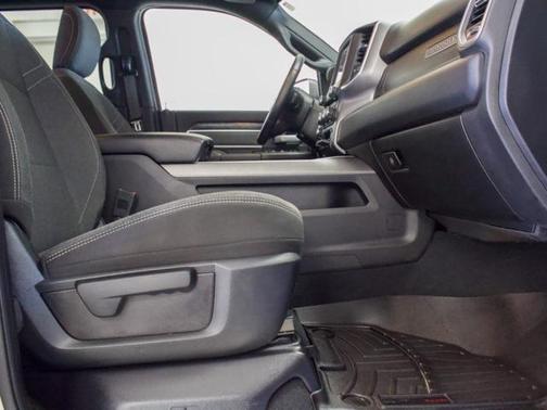2019 RAM 2500 Big Horn Crew Cab 4x4 6'4' Box