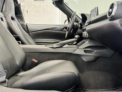 2017 Mazda MX-5 Miata RF Grand Touring