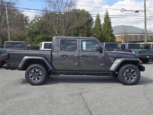2026 Jeep Gladiator Sahara 4x4