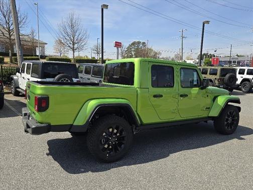 2025 Jeep Gladiator Nighthawk