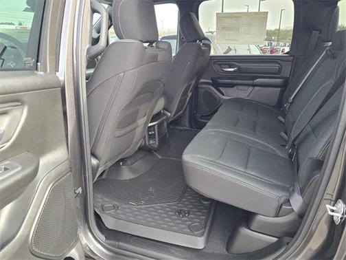 2026 RAM 1500 Warlock Crew Cab 4x4 5'7' Box