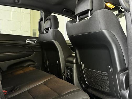 2020 Jeep Grand Cherokee Laredo