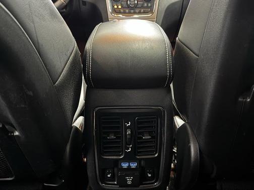 2017 Jeep Grand Cherokee Limited X