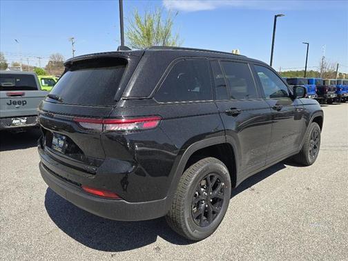 2025 Jeep Grand Cherokee Altitude