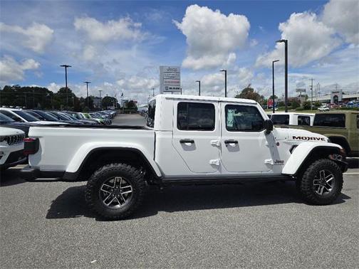 2025 Jeep Gladiator Mojave X