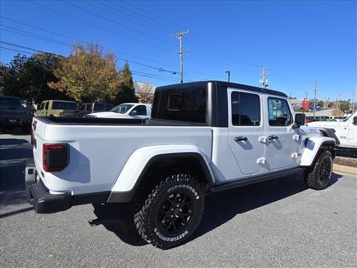 2026 Jeep Gladiator Willys