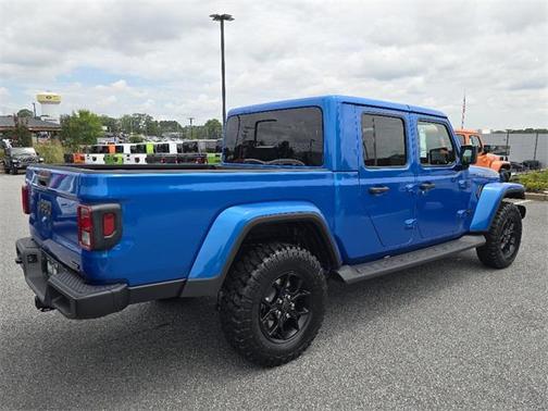 2025 Jeep Gladiator Sport