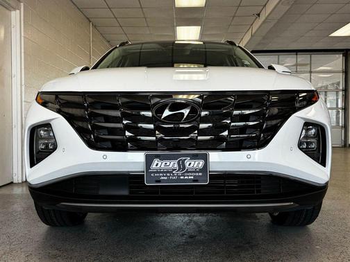 Quartz White 2022 Hyundai TUCSON Limited