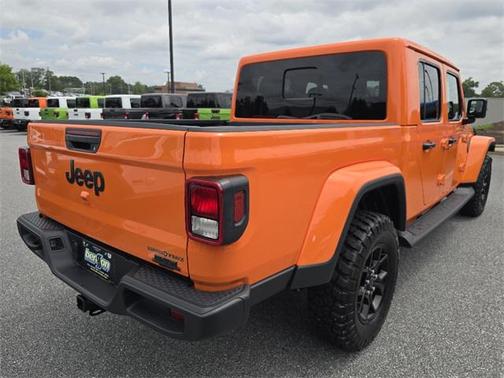 2025 Jeep Gladiator Sport