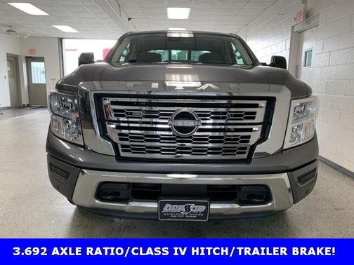 2024 Nissan Titan SV