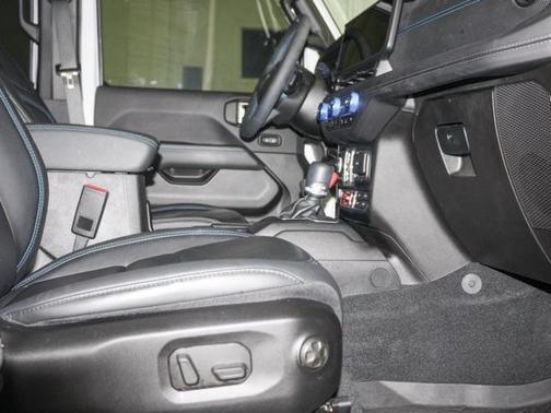 2024 Jeep Wrangler 4xe Rubicon X