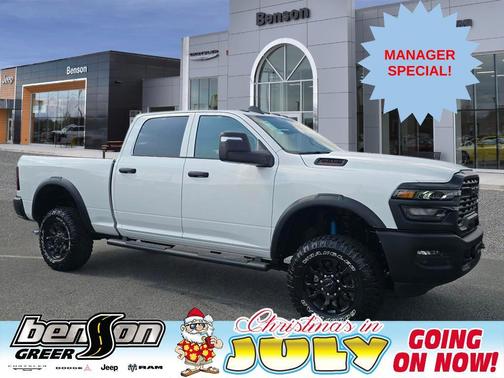 Bright White Clearcoat 2026 RAM 2500 Tradesman Crew Cab 4x4 6'4' Box