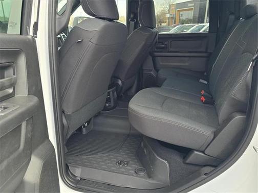 2026 RAM 2500 Tradesman Crew Cab 4x4 6'4' Box