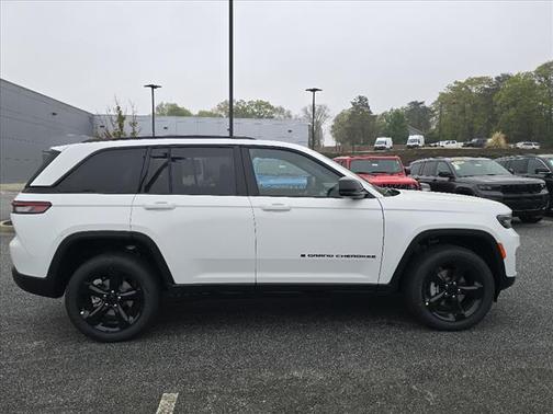 2025 Jeep Grand Cherokee Altitude