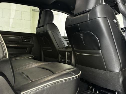 2022 RAM 2500 Limited Crew Cab 4x4 6'4' Box