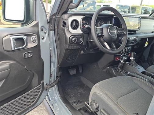 2025 Jeep Gladiator Willys