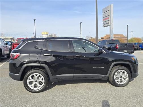 2025 Jeep Compass Sport