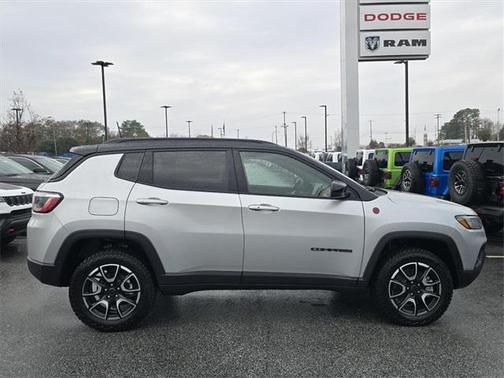 2026 Jeep Compass Trailhawk