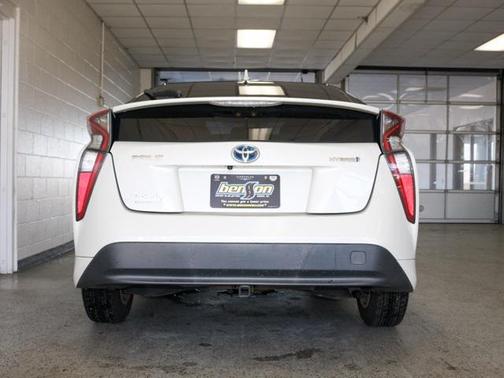 2016 Toyota Prius Two Eco