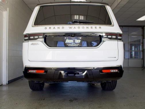 2024 Jeep Grand Wagoneer L Series III 4x4