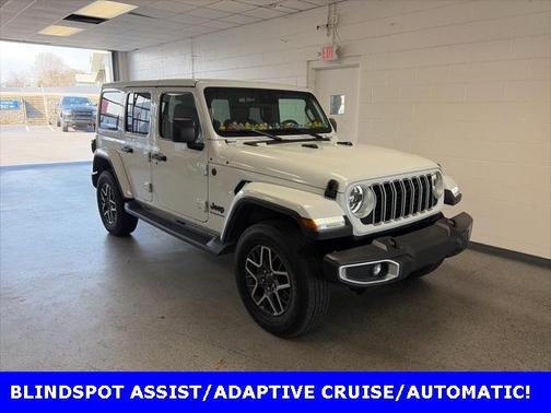 2025 Jeep Wrangler 4-Door Sahara 4x4
