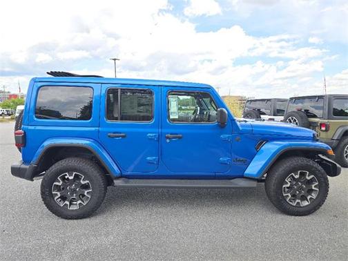 2025 Jeep Wrangler 4-Door Sahara 4x4