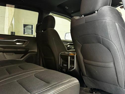 Bright White Clearcoat 2022 RAM 1500 Big Horn/Lone Star