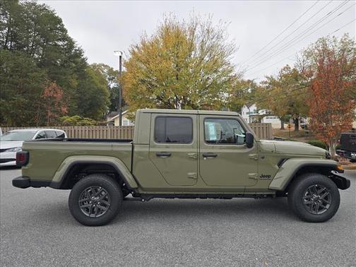 2026 Jeep Gladiator Sport S