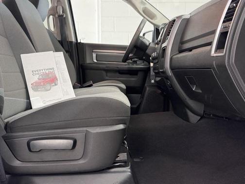 2024 RAM 1500 Classic SLT