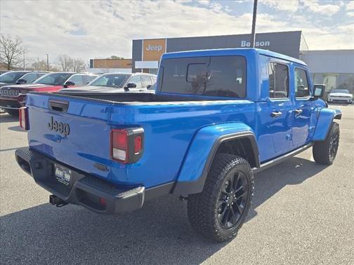 2025 Jeep Gladiator Nighthawk