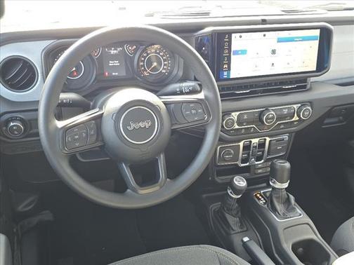 2025 Jeep Gladiator Nighthawk
