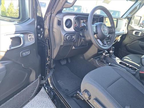 2026 Jeep Gladiator Sport S