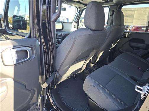 2026 Jeep Gladiator Sport S