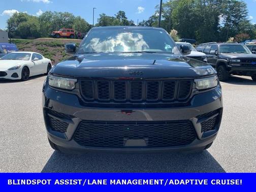 2023 Jeep Grand Cherokee Altitude