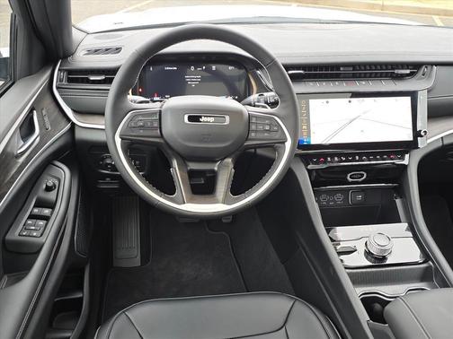 Silver Zynith 2026 Jeep Grand Cherokee L Limited