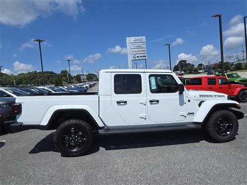 2025 Jeep Gladiator Sport