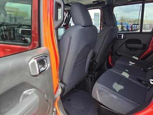 2025 Jeep Gladiator Nighthawk