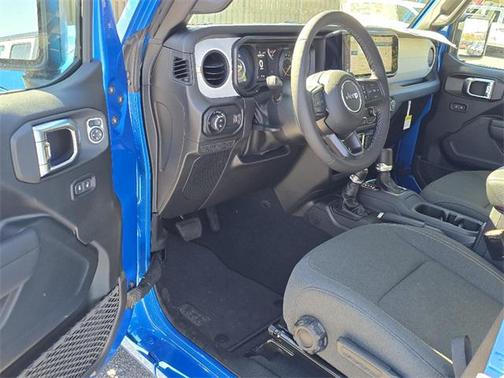 2026 Jeep Gladiator Sport S