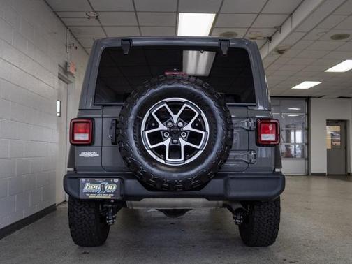 2022 Jeep Wrangler Unlimited Sport