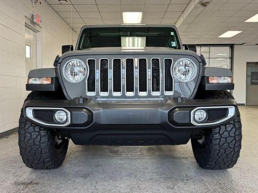 Sting-Gray Clearcoat 2021 Jeep Wrangler Unlimited Sahara