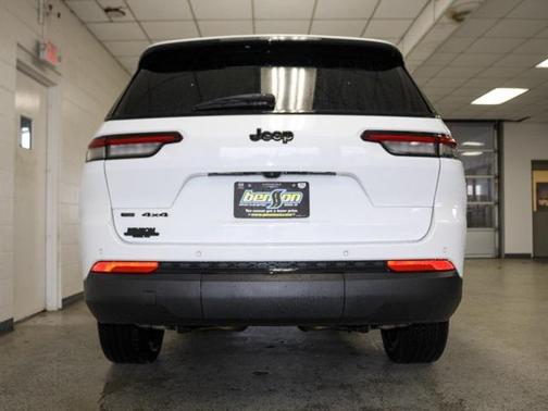 2022 Jeep Grand Cherokee L Altitude