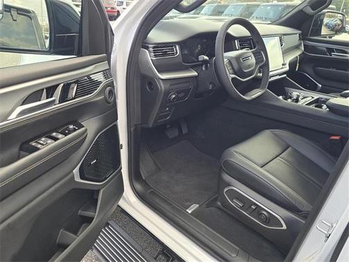 2026 Jeep Grand Wagoneer Limited Reserve 4x4