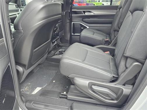 2026 Jeep Grand Wagoneer Limited Reserve 4x4