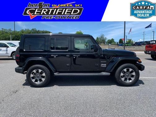 Black Clearcoat 2021 Jeep Wrangler Unlimited Sahara