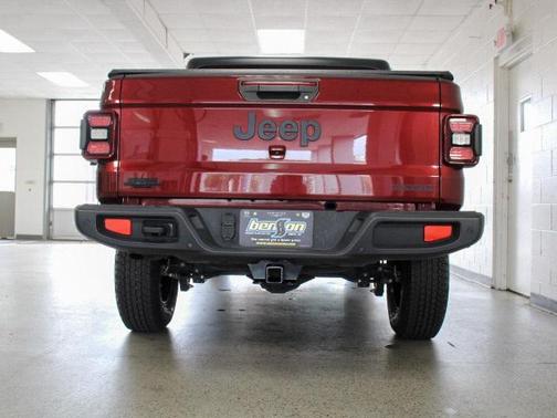 2021 Jeep Gladiator Sport S